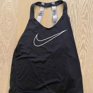 🖤Nike Open Back Tank🖤